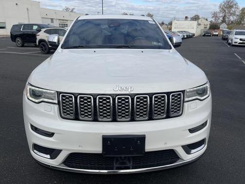 2018 Jeep Grand Cherokee Summit