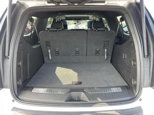 2021 Chevrolet Suburban RST