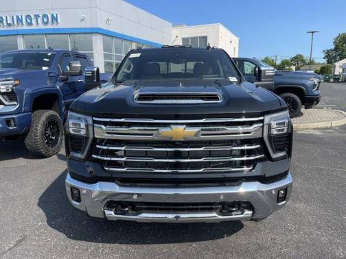 2025 Chevrolet Silverado 3500 LTZ