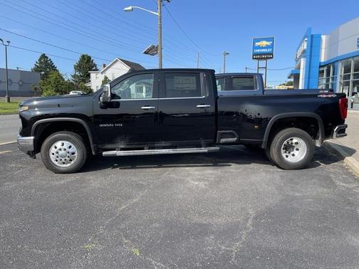2025 Chevrolet Silverado 3500 LTZ