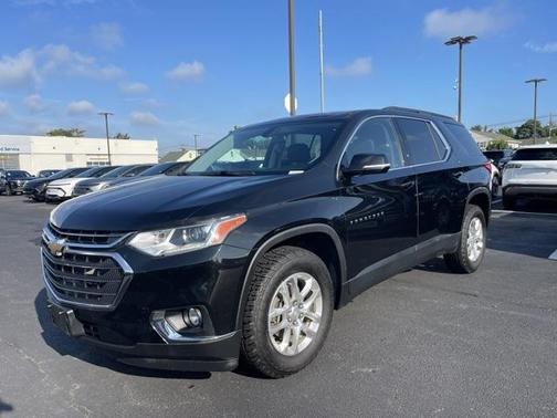 2020 Chevrolet Traverse LT Cloth