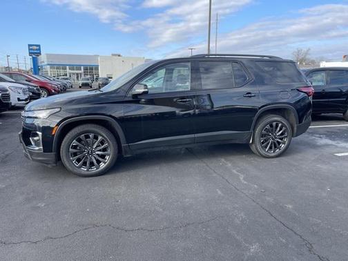 2023 Chevrolet Traverse RS