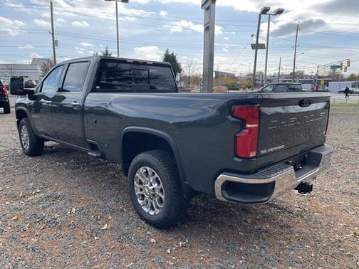 2025 Chevrolet Silverado 3500 LTZ