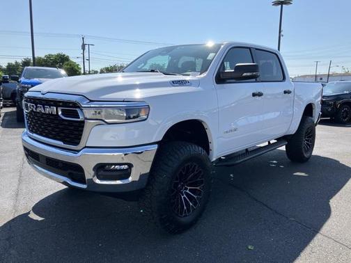 2025 RAM 1500 Big Horn/Lone Star