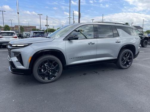 2025 Chevrolet Traverse RS