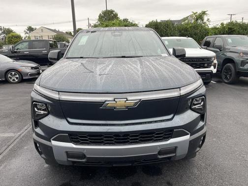 2026 Chevrolet Silverado EV LT