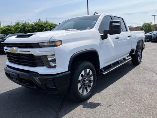 2024 Chevrolet Silverado 2500 Custom