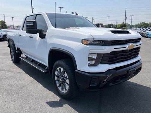 2024 Chevrolet Silverado 2500 Custom
