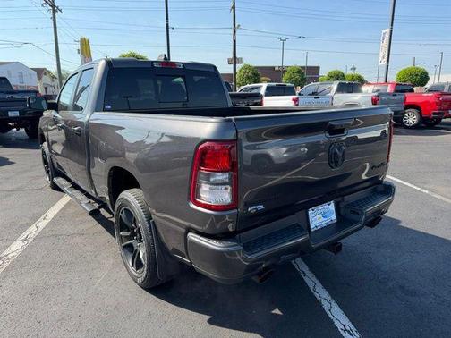 Granite Crystal Metallic Clearcoat 2021 RAM 1500 Big Horn/Lone Star