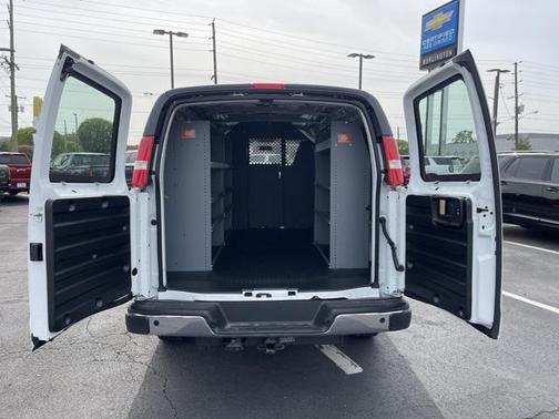2025 Chevrolet Express 2500 RWD 2500 Regular Wheelbase WT