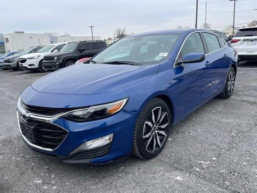 2023 Chevrolet Malibu FWD RS