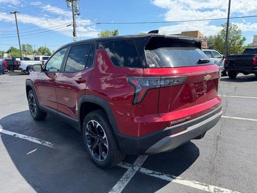 Radiant Red Tintcoat 2026 Chevrolet Equinox 1LT
