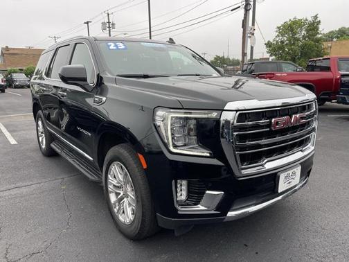 2023 GMC Yukon SLT