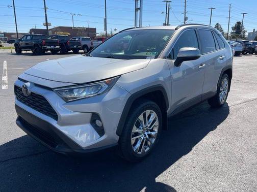 Silver Sky Metallic 2020 Toyota RAV4 XLE Premium