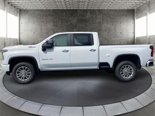 2025 Chevrolet Silverado 3500 LT