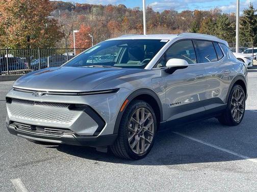 Sterling Gray Metallic 2026 Chevrolet Equinox EV LT