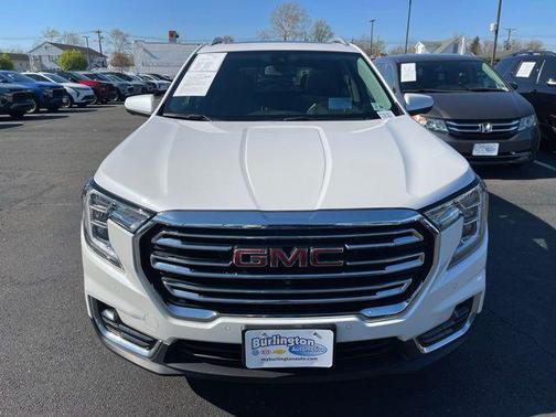 White Frost Tricoat 2023 GMC Terrain SLT