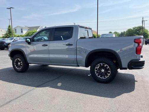 2024 Chevrolet Silverado 1500 ZR2