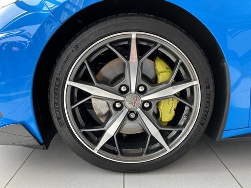2020 Chevrolet Corvette Stingray w/3LT