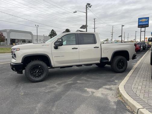 2026 Chevrolet Silverado 2500 Crew Cab, Standard Bed, XR2, 4WD