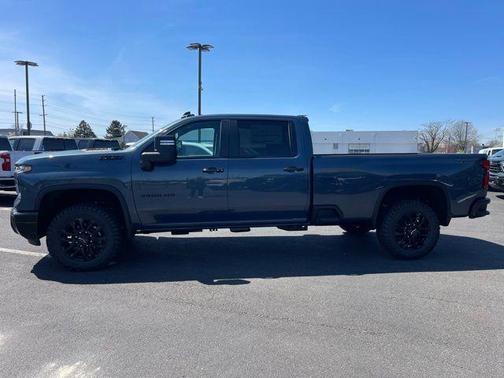 Lakeshore Blue Metallic 2026 Chevrolet Silverado 3500 LT