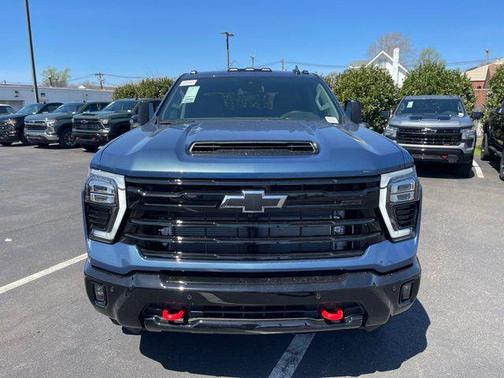 Lakeshore Blue Metallic 2026 Chevrolet Silverado 3500 LT