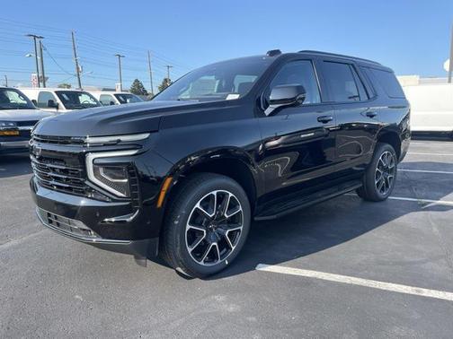 2025 Chevrolet Tahoe 4WD RST