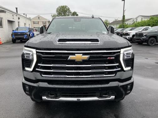 2025 Chevrolet Silverado 3500 LT