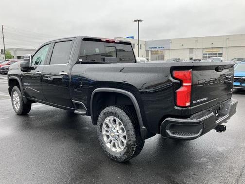 2025 Chevrolet Silverado 3500 LT