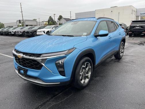2025 Chevrolet Trax LT