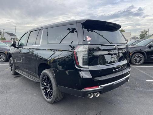 2025 Chevrolet Suburban Premier