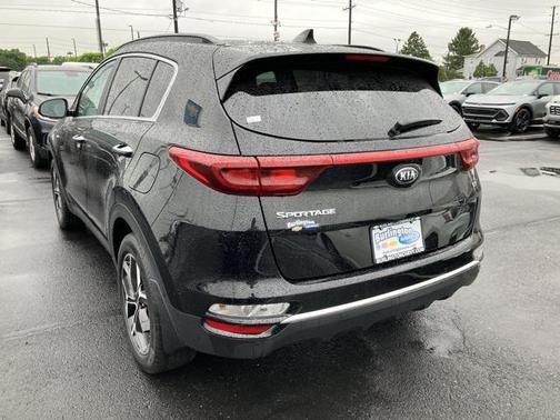 2022 Kia Sportage EX