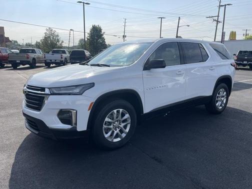 2023 Chevrolet Traverse LS