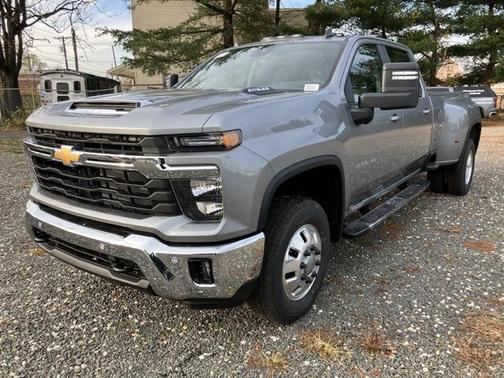 2026 Chevrolet Silverado 3500 LT