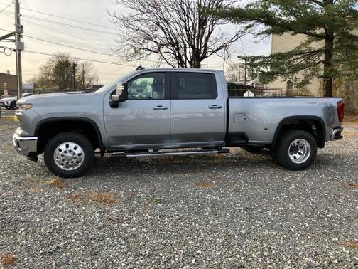 2026 Chevrolet Silverado 3500 LT