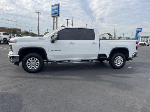 2024 Chevrolet Silverado 2500 LT