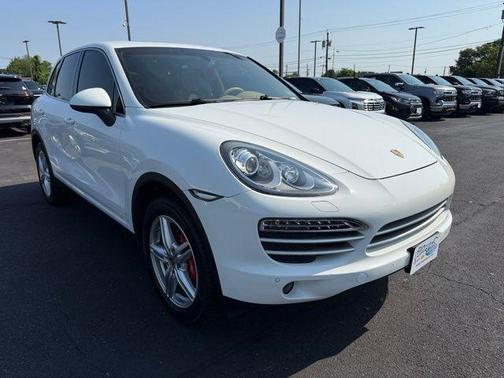 White 2014 Porsche Cayenne Platinum Edition