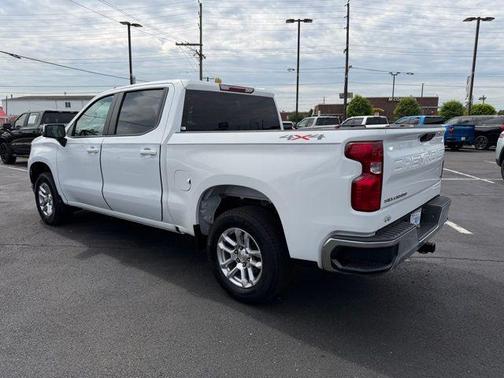 Summit White 2023 Chevrolet Silverado 1500 LT