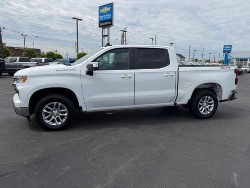 Summit White 2023 Chevrolet Silverado 1500 LT
