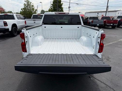 Summit White 2023 Chevrolet Silverado 1500 LT