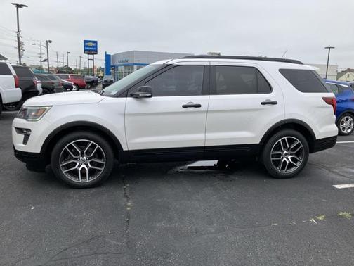2018 Ford Explorer Sport