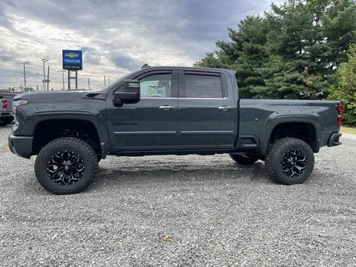 2025 Chevrolet Silverado 2500 LTZ