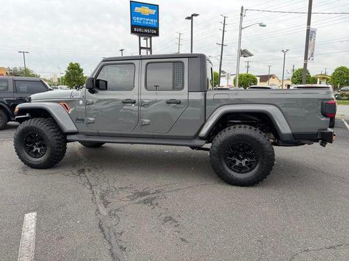 Sting-Gray Clearcoat 2020 Jeep Gladiator Sport S