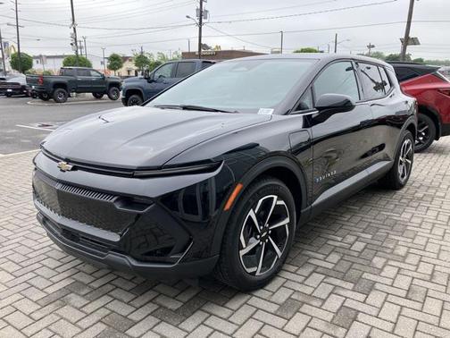 2025 Chevrolet Equinox EV LT