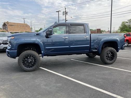 2025 Chevrolet Silverado 2500 LTZ