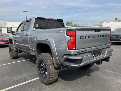 2025 Chevrolet Silverado 2500 LTZ