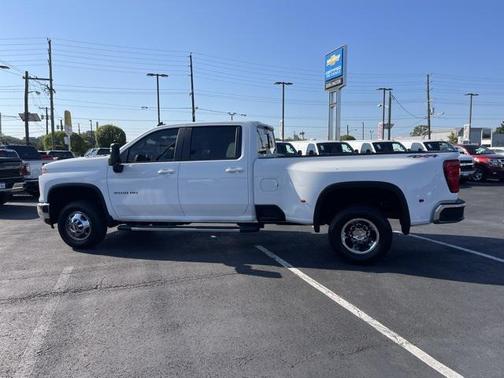 2025 Chevrolet Silverado 3500 LT