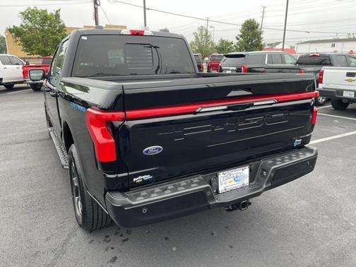 2023 Ford F-150 Lightning LARIAT