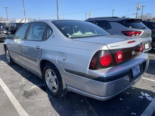2004 Chevrolet Impala Base
