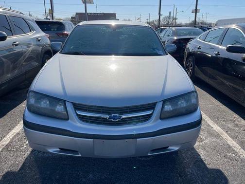 2004 Chevrolet Impala Base